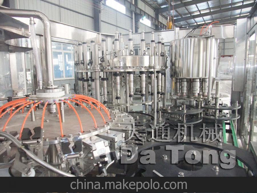8000瓶每小时果汁热灌装设备.专业生产三合一饮料机械设备