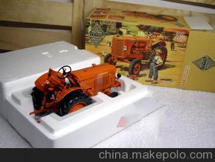法国雷诺UH2227 拖拉机1:16 Renault 3042 收藏送礼合金车模