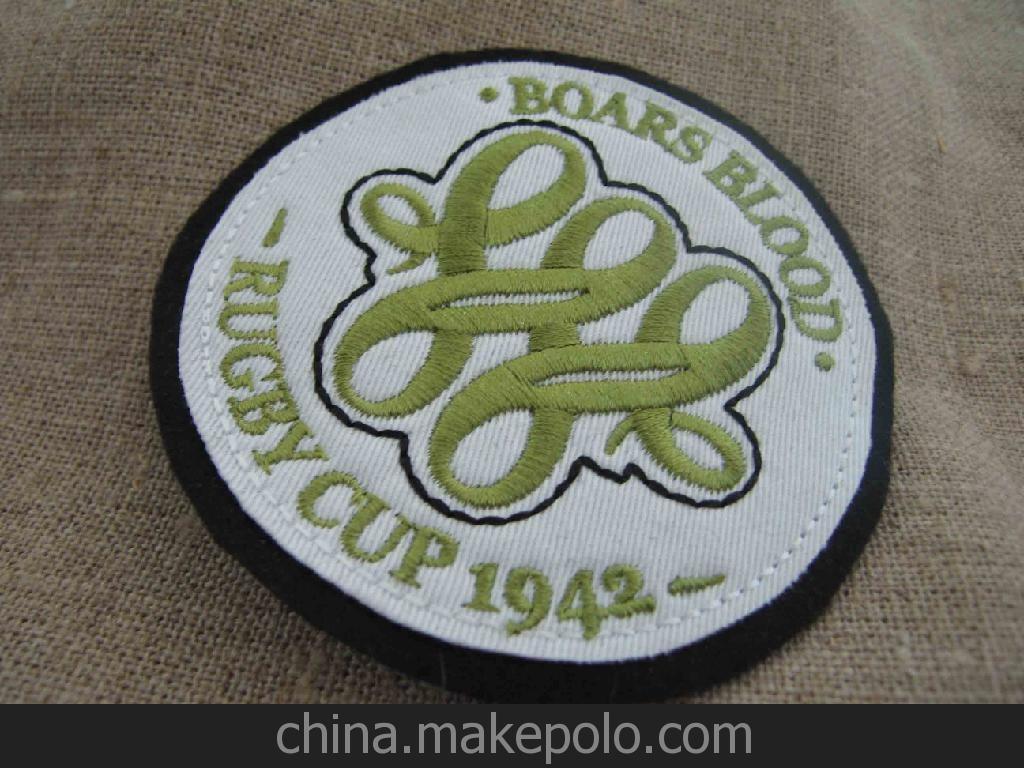 摄像头定位激光切割，自动搜秒自动切割！商标专用切割设备。