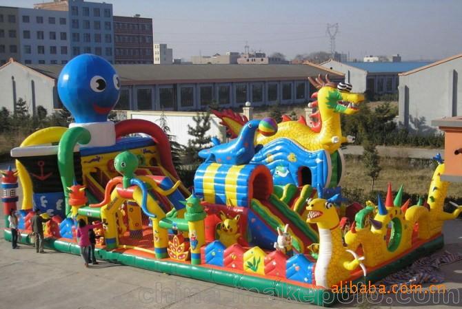 供应大型充气玩具，蹦蹦床，儿童游乐设施，质廉价优