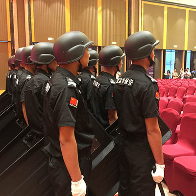 深宝华—定制保安服务