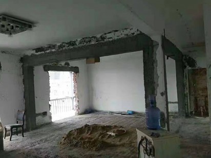 改造施工现场