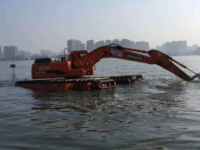 水上挖掘机案例